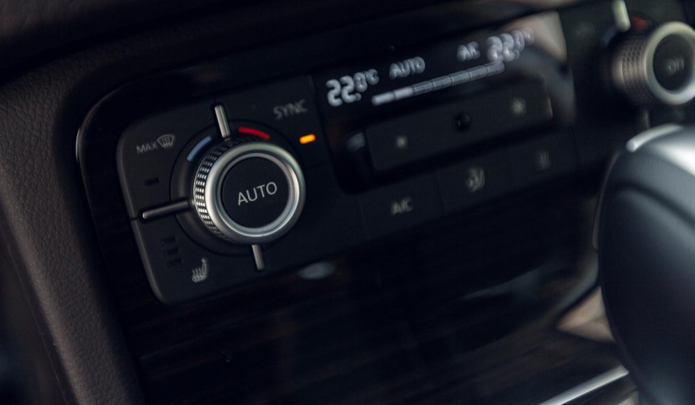 Ar-condicionado automotivo: quando é o momento certo de fazer a recarga?